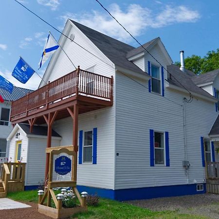 Pleasant Street Inn Parrsboro Esterno foto