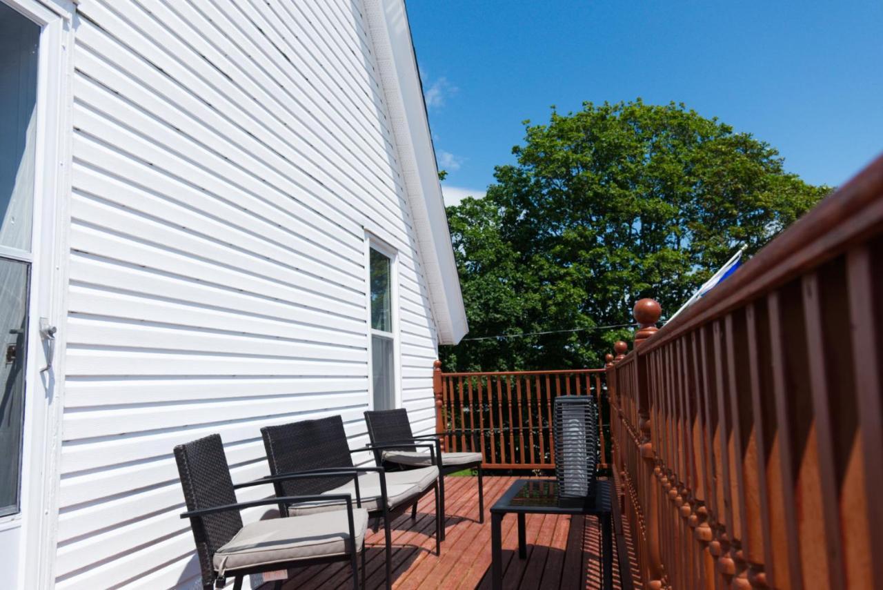 Pleasant Street Inn Parrsboro Esterno foto