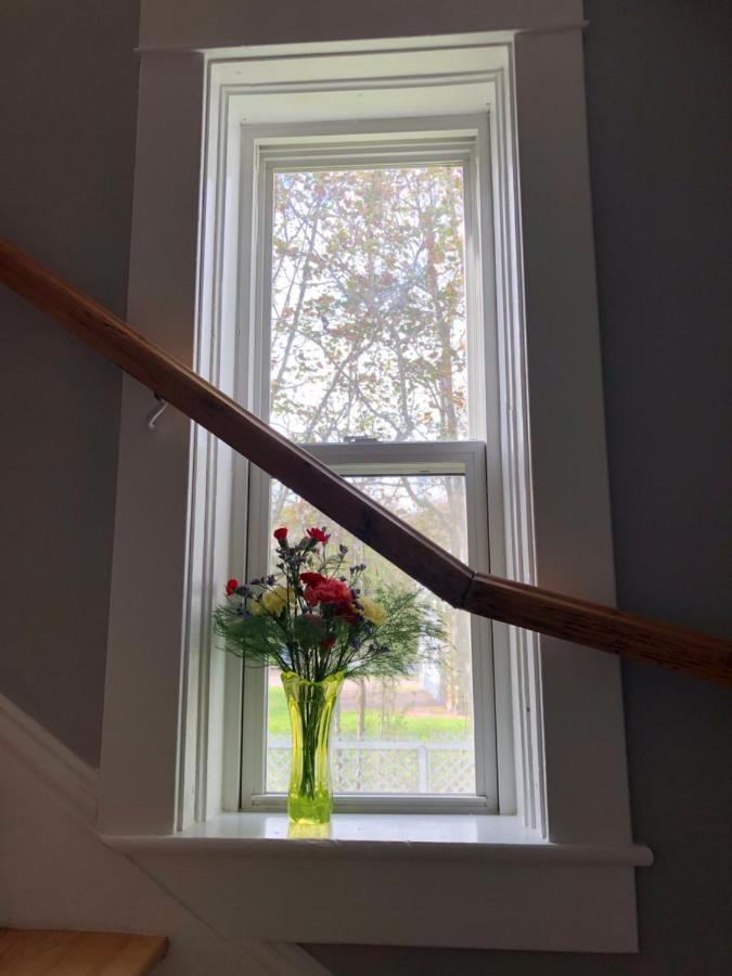 Pleasant Street Inn Parrsboro Esterno foto