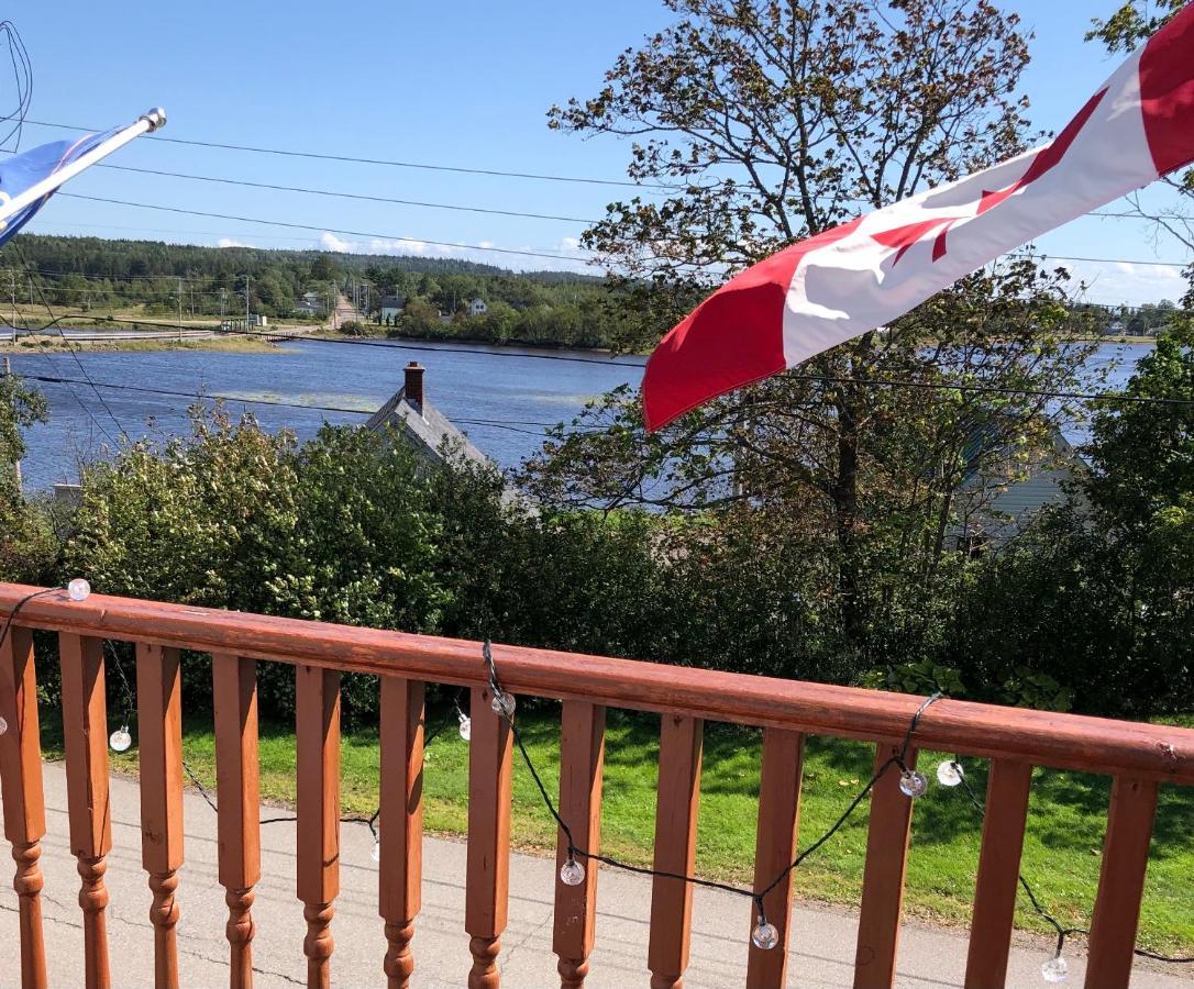Pleasant Street Inn Parrsboro Esterno foto