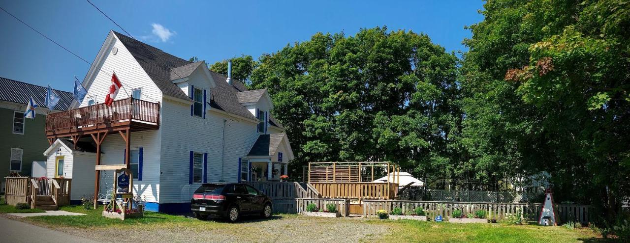 Pleasant Street Inn Parrsboro Esterno foto
