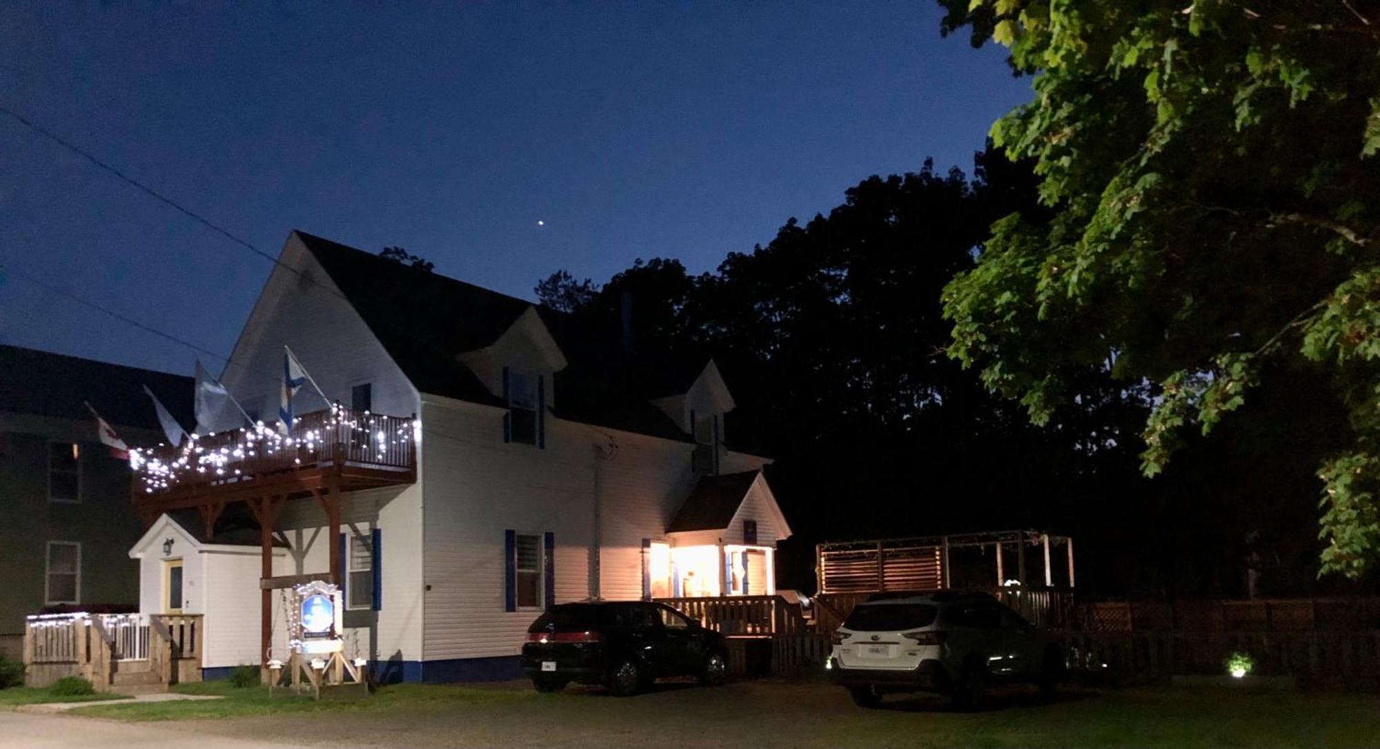 Pleasant Street Inn Parrsboro Esterno foto